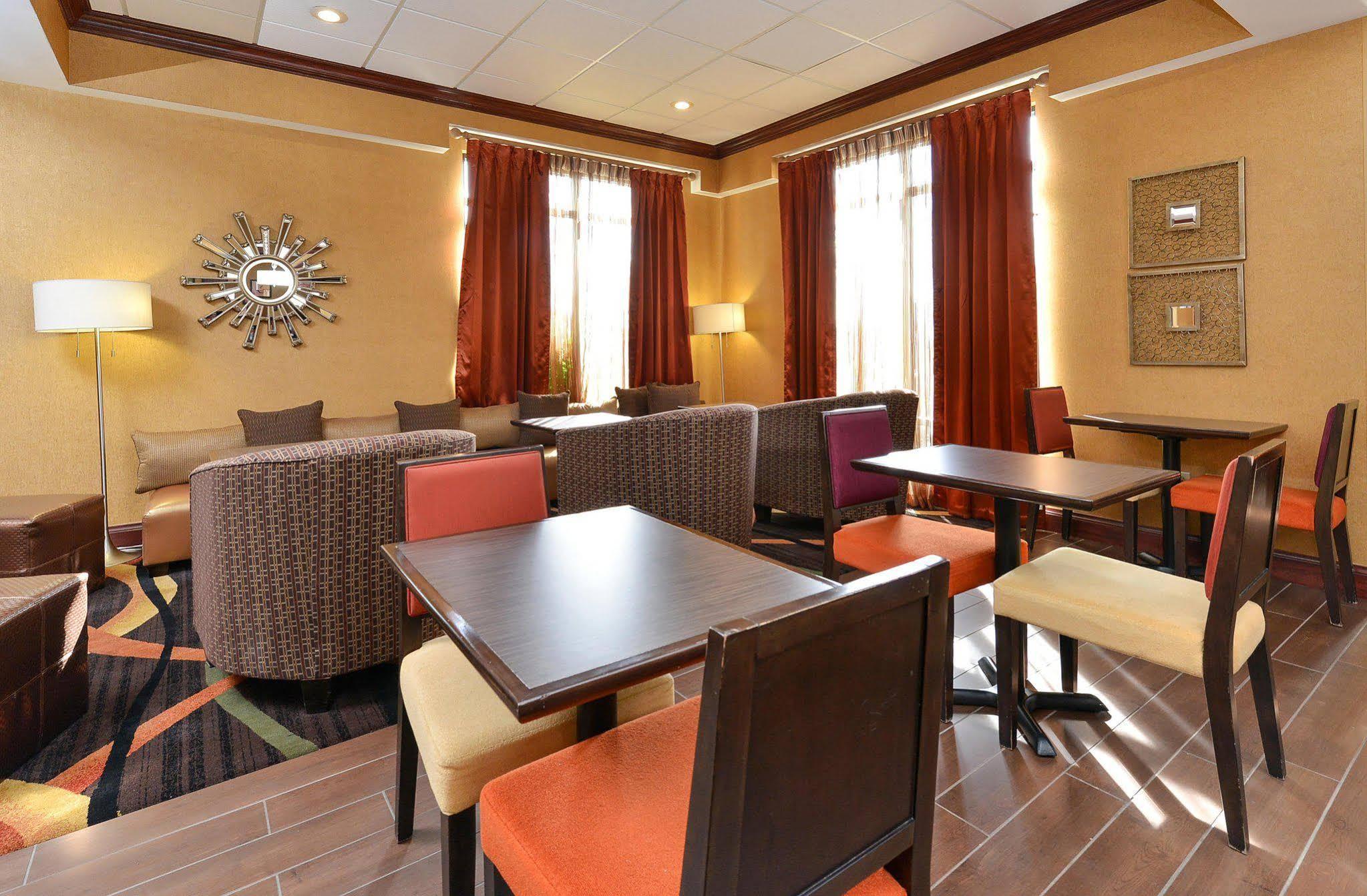 Hampton Inn Keokuk Kültér fotó